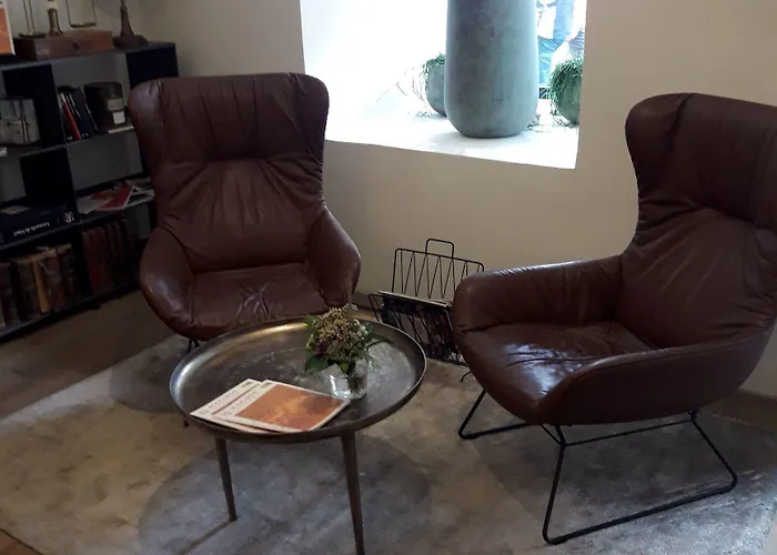 & Garden 3* מריבור