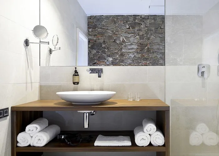 מלון & Garden מריבור